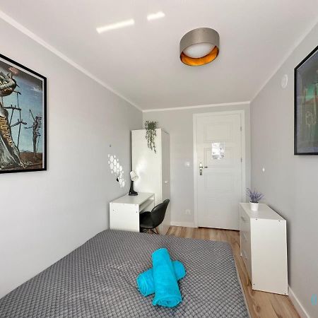 Dali Room Gdansk Bagian luar foto