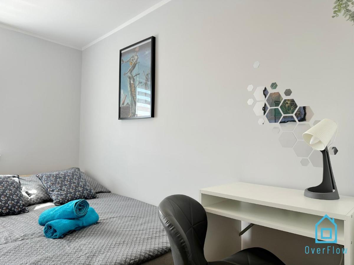 Dali Room Gdansk Bagian luar foto